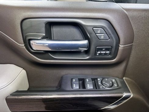 Used 2023 Chevrolet Silverado 2500 LTZ w/ LTZ Convenience Package image 24