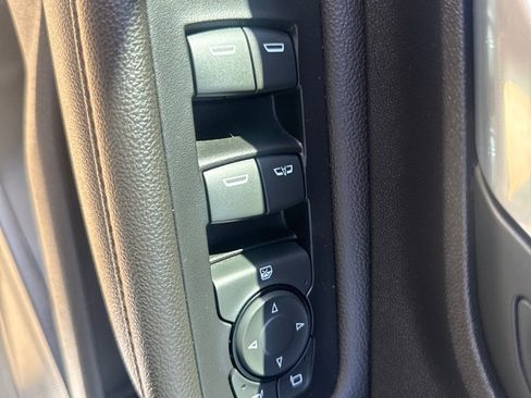 Used 2019 GMC Terrain SLT w/ Preferred Package AWD/4WD image 23