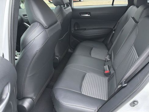 Used 2023 Toyota Corolla Cross AWD Hybrid w/ Convenience Package image 11