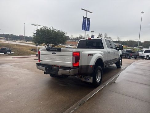 Used 2021 Ford F350 Lariat w/ Lariat Ultimate Package image 8