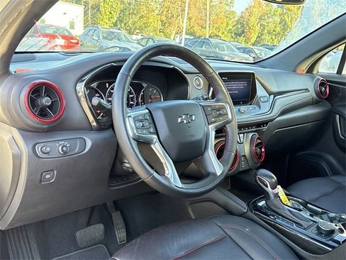 Used 2022 Chevrolet Blazer RS w/ Enhanced Convenience Package image 10