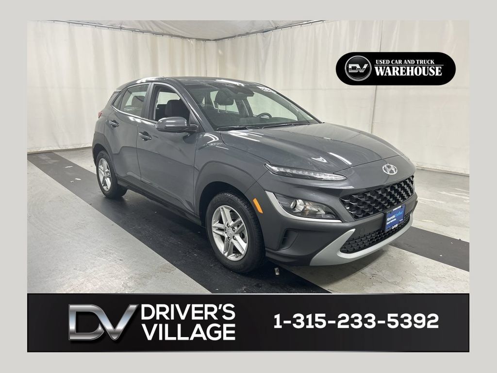 Used 2023 Hyundai Kona SE AWD/4WD image 1