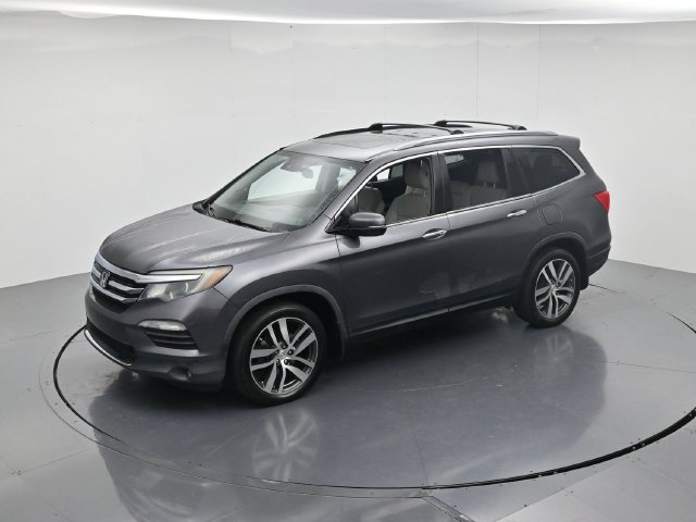 Used 2016 Honda Pilot Touring image 47