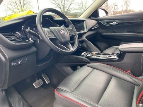 Used 2022 Buick Envision Essence w/ Sport Touring Package image 20