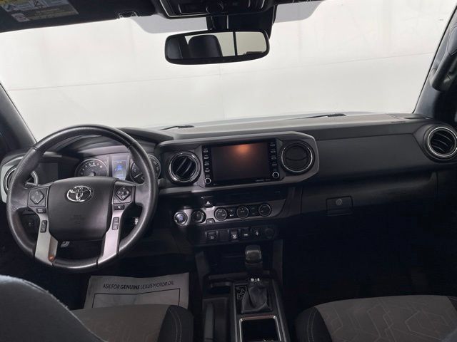 Used 2023 Toyota Tacoma TRD Off-Road w/ Black Out Package (TMS) AWD/4WD image 18