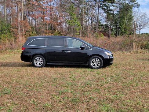Used 2016 Honda Odyssey EX image 2