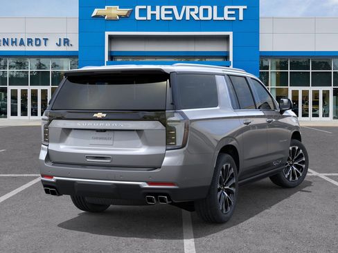 New 2026 Chevrolet Suburban High Country image 6