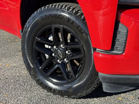 Used 2022 Chevrolet Silverado 1500 RST image 13