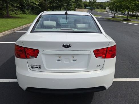 Used 2012 Kia Forte EX FWD image 8