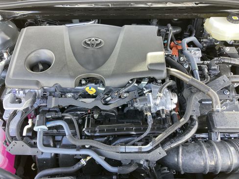 Certified 2026 Toyota Camry SE w/ Convenience Package image 18