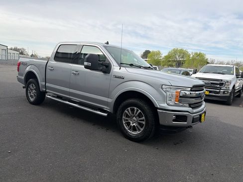 Used 2020 Ford F150 Lariat w/ Max Trailer Tow Package AWD/4WD image 8