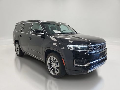 Used 2023 Jeep Grand Wagoneer Series II AWD/4WD image 3