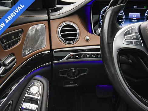 Used 2017 Mercedes-Benz Maybach S 550 4MATIC image 35