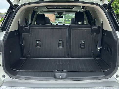 Certified 2023 Nissan Pathfinder Platinum image 6