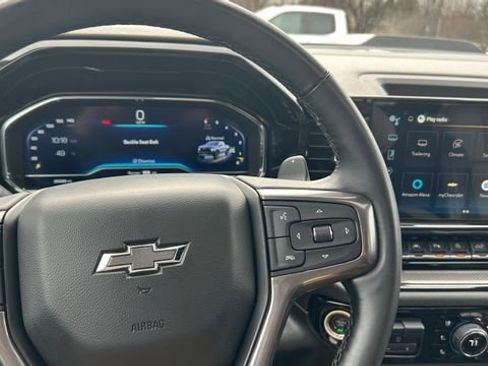 Used 2023 Chevrolet Silverado 1500 ZR2 w/ Technology Package image 23