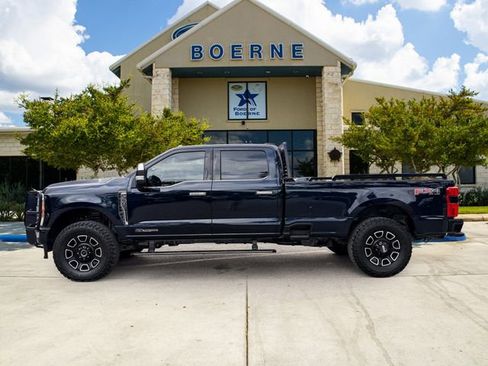 Used 2023 Ford F350 Platinum w/ FX4 Off-Road Package AWD/4WD image 2