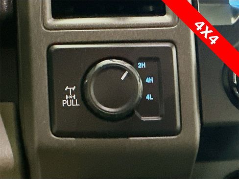 Used 2022 Ford F250 XL w/ Power Equipment Group image 31