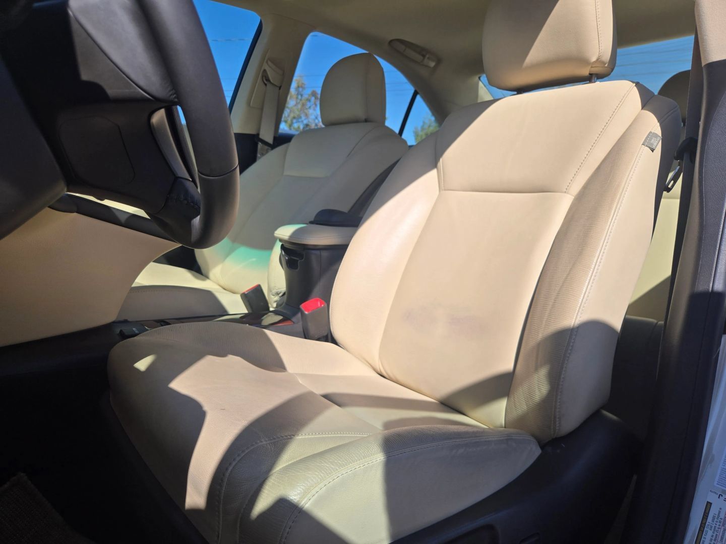 Used 2011 Lexus HS 250h w/ Preferred Accessory Package FWD image 10