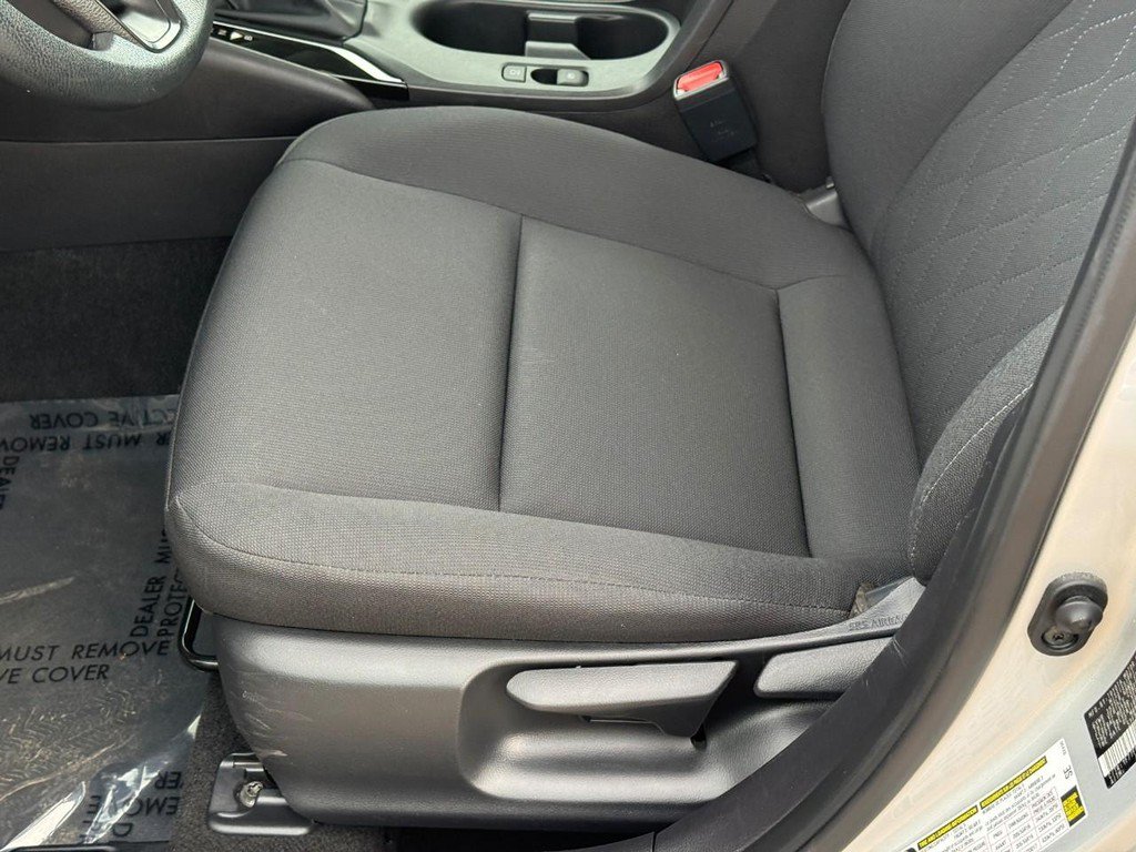 Used 2025 Toyota Corolla LE FWD image 19