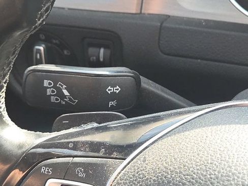 Used 2015 Volkswagen Golf S FWD image 37