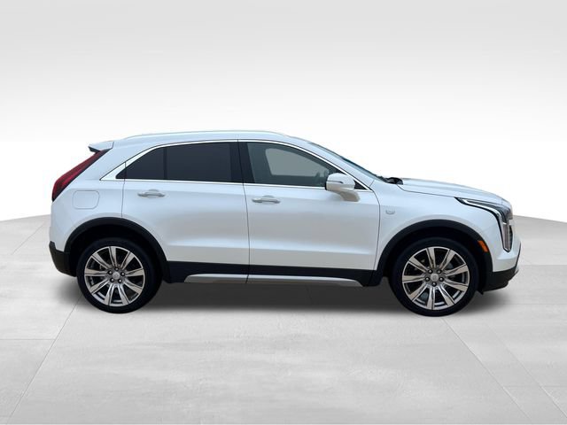 Certified 2023 Cadillac XT4 Premium Luxury w/ Cold Weather Package AWD/4WD image 7