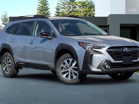New 2025 Subaru Outback Premium image 2