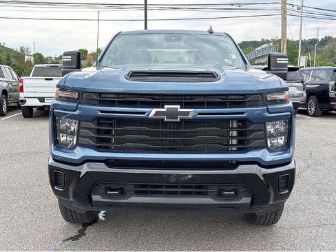 Used 2024 Chevrolet Silverado 2500 Custom w/ Custom Value Package AWD/4WD image 27