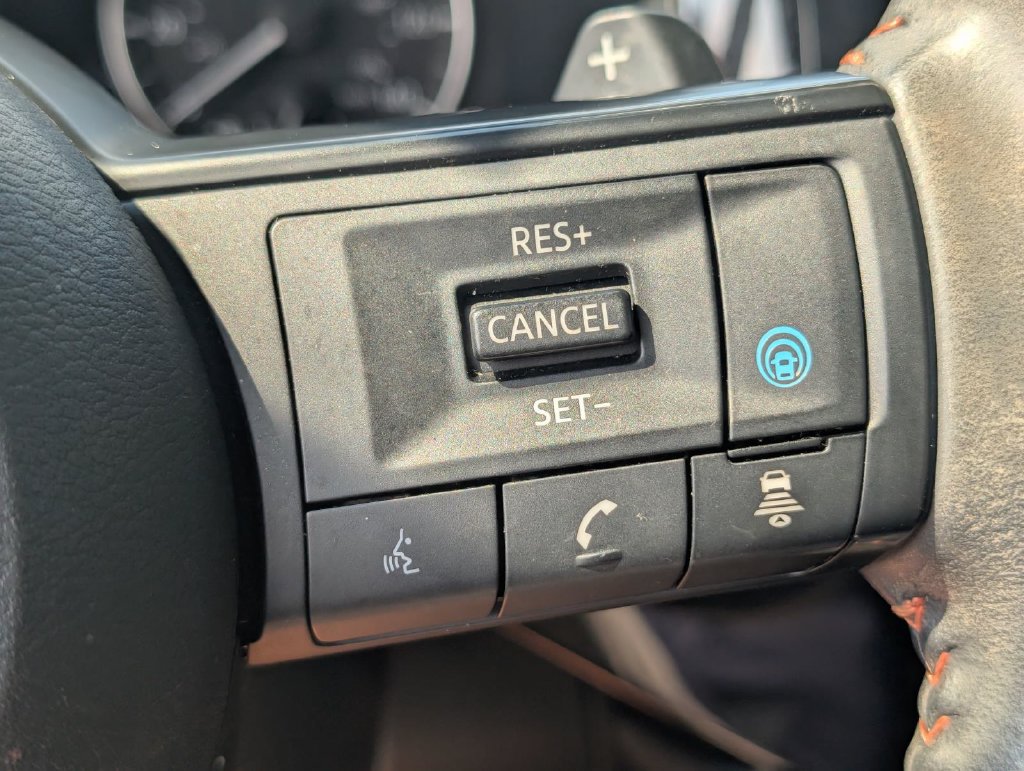Used 2024 Nissan Pathfinder Rock Creek AWD/4WD image 25