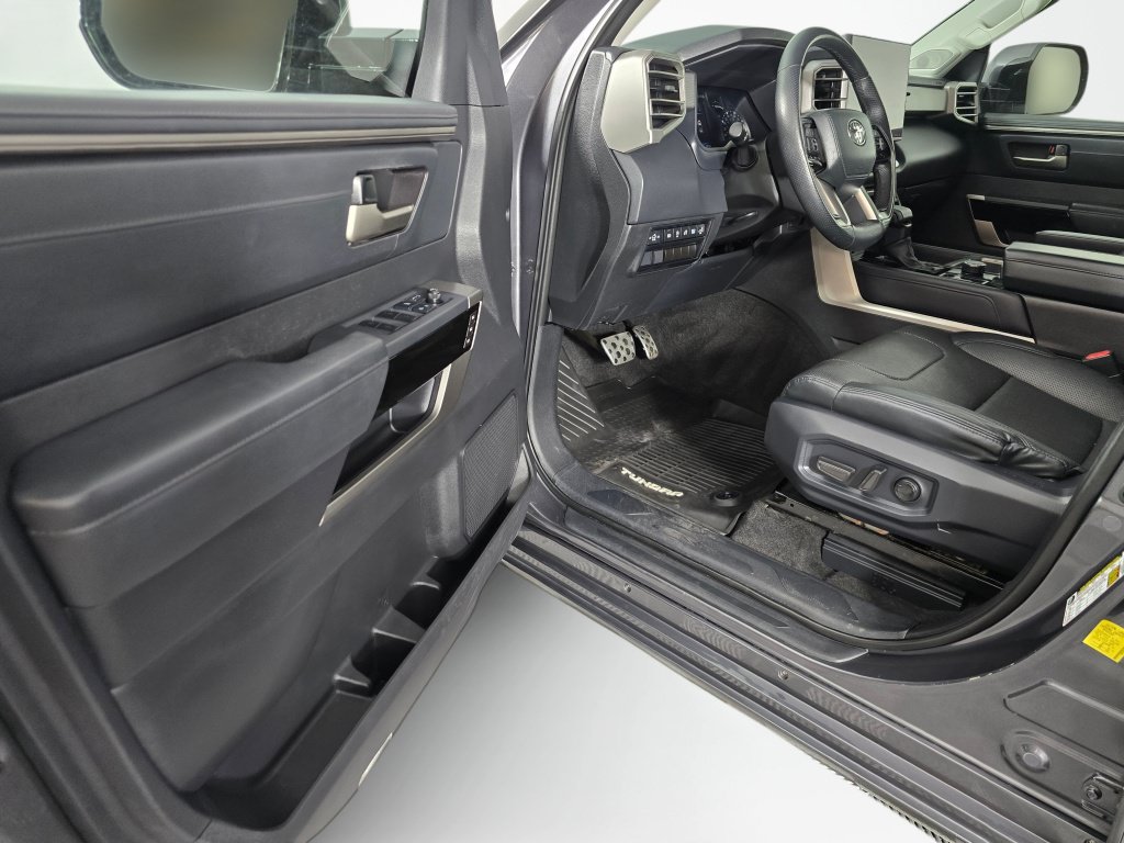 Used 2022 Toyota Tundra Limited w/ TRD Off-Road Package AWD/4WD image 21
