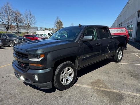 Used 2017 Chevrolet Silverado 1500 LT w/ All Star Edition image 24
