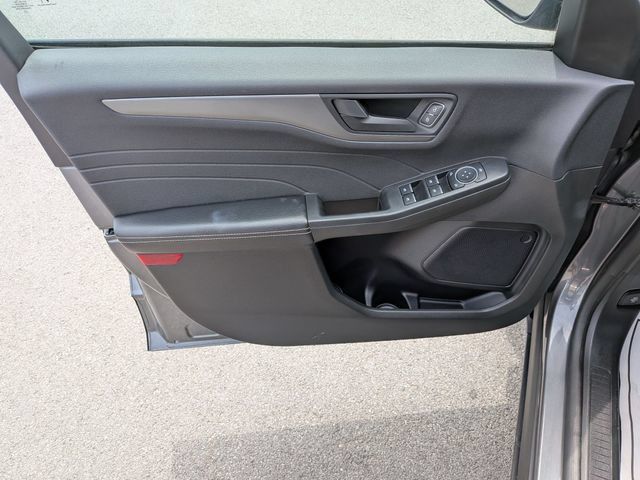 Certified 2023 Ford Escape Active AWD/4WD image 6