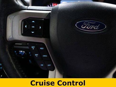 Used 2019 Ford F250 Lariat w/ Lariat Value Package AWD/4WD image 37