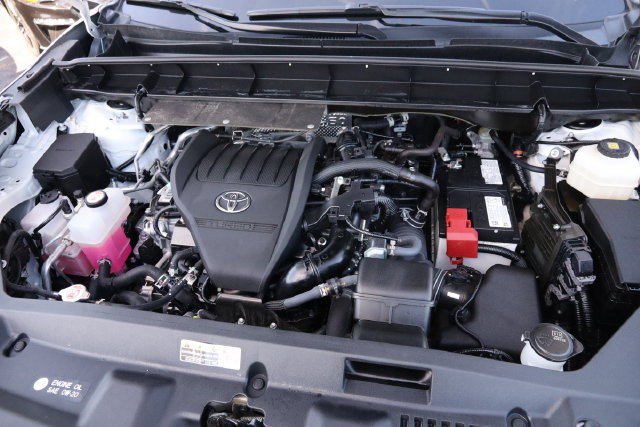 Used 2023 Toyota Highlander XSE AWD/4WD image 32