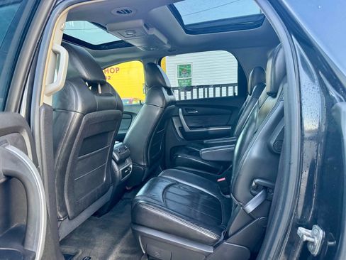 Used 2009 GMC Acadia SLT w/ Technology Package image 12