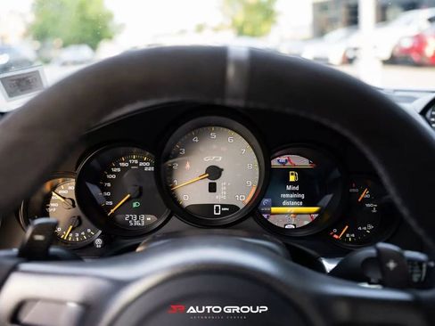 Used 2014 Porsche 911 GT3 RWD image 12