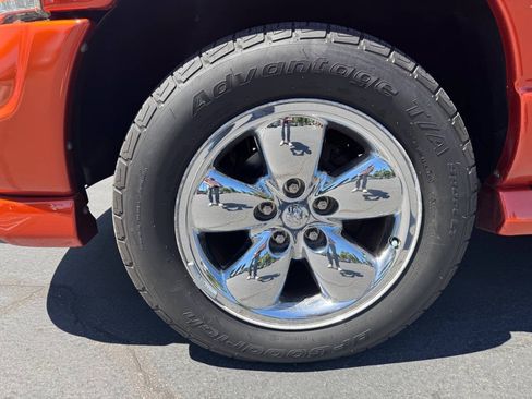 Used 2005 Dodge Ram 1500 Truck SLT w/ Daytona Edition Group AWD/4WD image 17