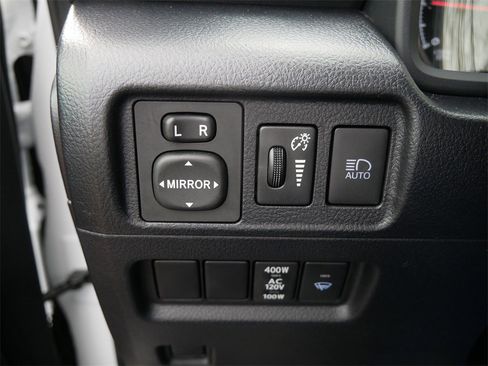 Certified 2024 Toyota 4Runner TRD Off-Road image 30