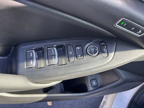 Used 2022 Honda Accord Touring image 18