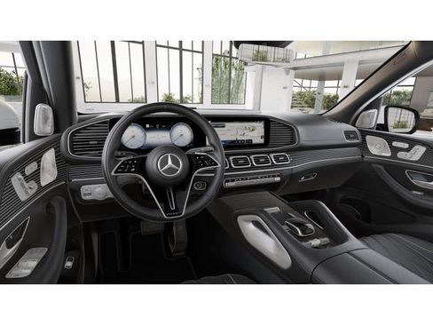 New 2026 Mercedes-Benz Maybach GLS 600 4MATIC image 2