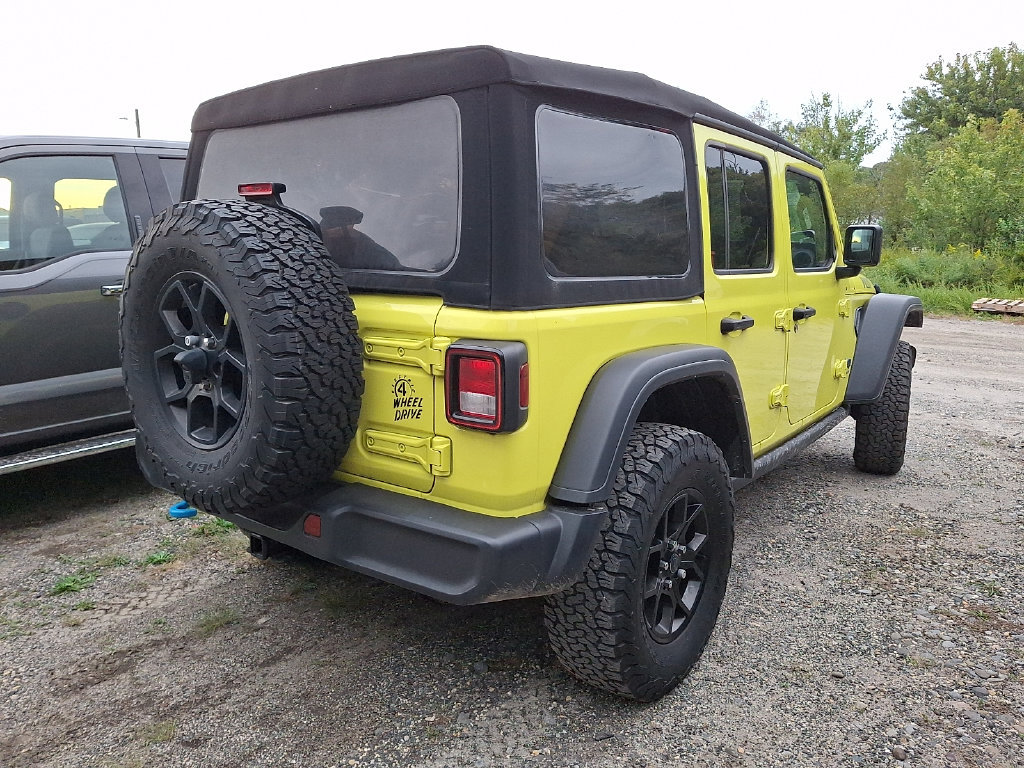 Used 2024 Jeep Wrangler Unlimited AWD/4WD image 4