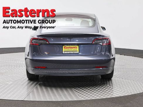 Used 2018 Tesla Model 3 Long Range RWD image 6