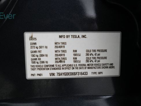 Used 2025 Tesla Model Y Long Range RWD image 26