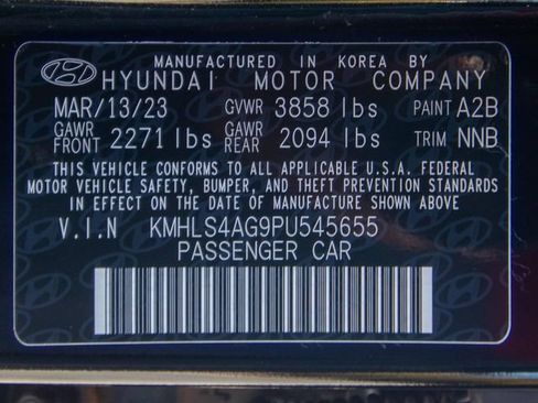 Used 2023 Hyundai Elantra SEL w/ Convenience Package FWD image 27