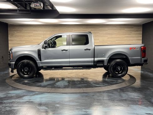 Used 2024 Ford F250 XL w/ STX Appearance Package image 17