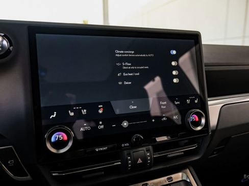 Used 2025 Lexus GX 550 w/ Accessory Package (Z1) image 76