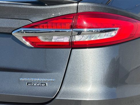 Used 2020 Ford Fusion Energi Titanium image 27