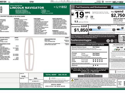 Used 2022 Lincoln Navigator Reserve RWD image 3