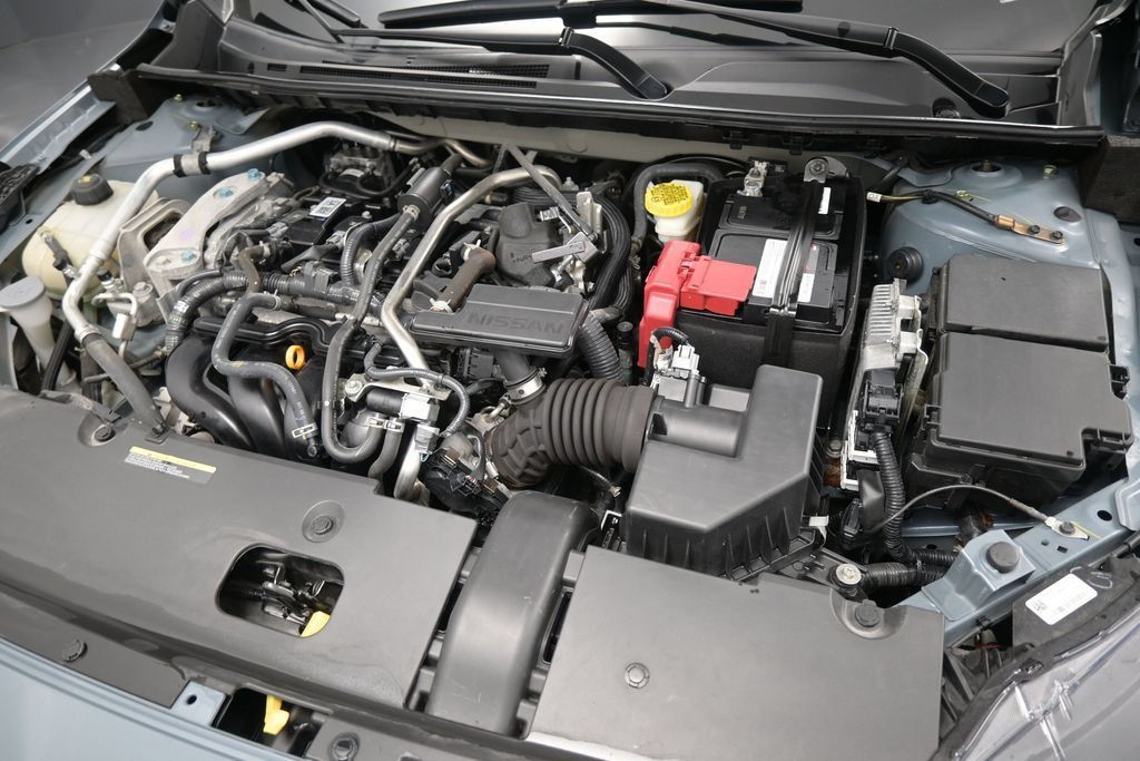 Used 2024 Nissan Sentra SV FWD image 13