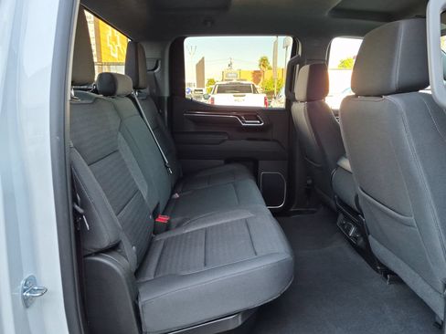Used 2023 Chevrolet Silverado 1500 LT RWD image 26