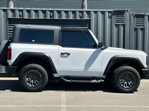 Used 2023 Ford Bronco 2-Door AWD/4WD image 9